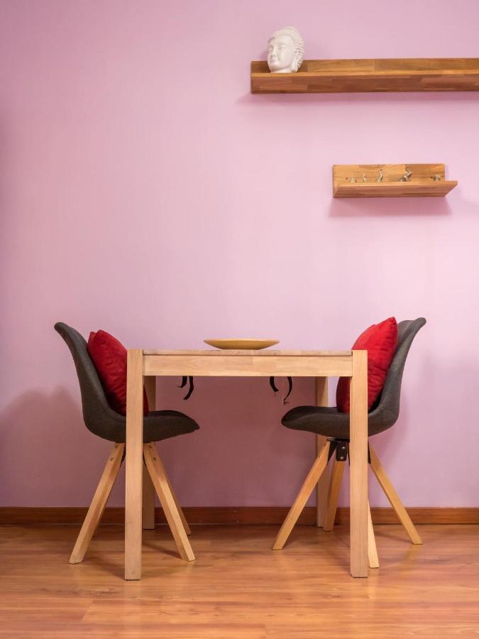 The Best Rent - Studio Nearby Sant'Agostino Metro Milano Eksteriør billede